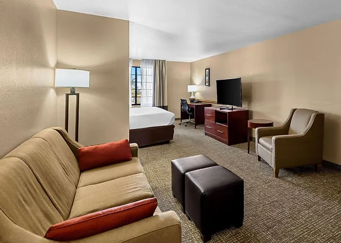 Hotel Comfort Near Kartchner Caverns Benson