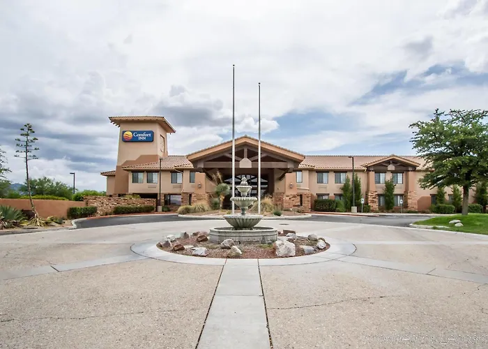 Hotel Comfort Near Kartchner Caverns